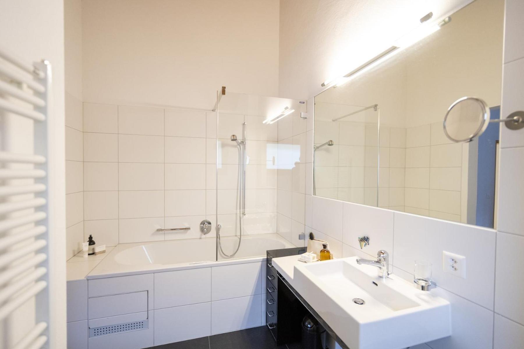 Chasa Capricornin Apartment Scuol Bagian luar foto