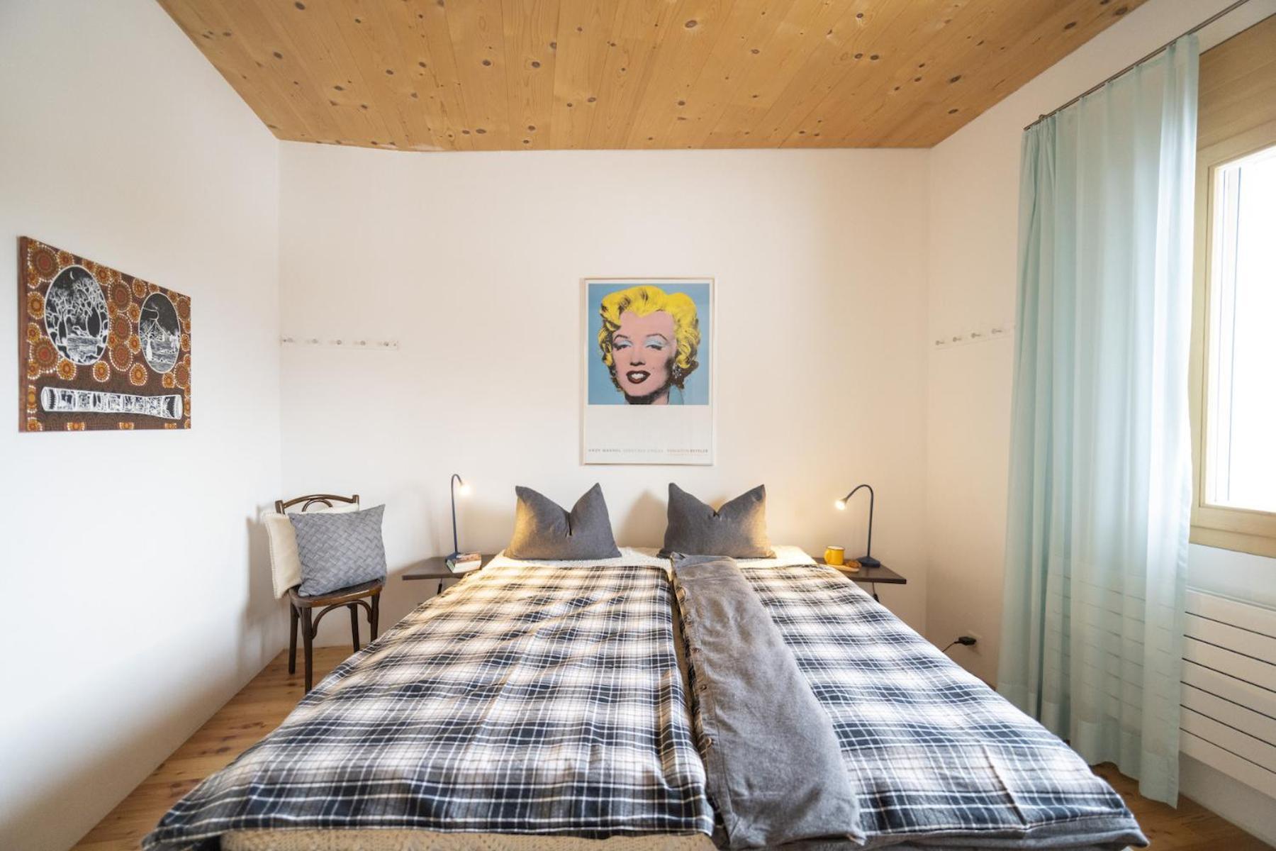 Chasa Capricornin Apartment Scuol Bagian luar foto